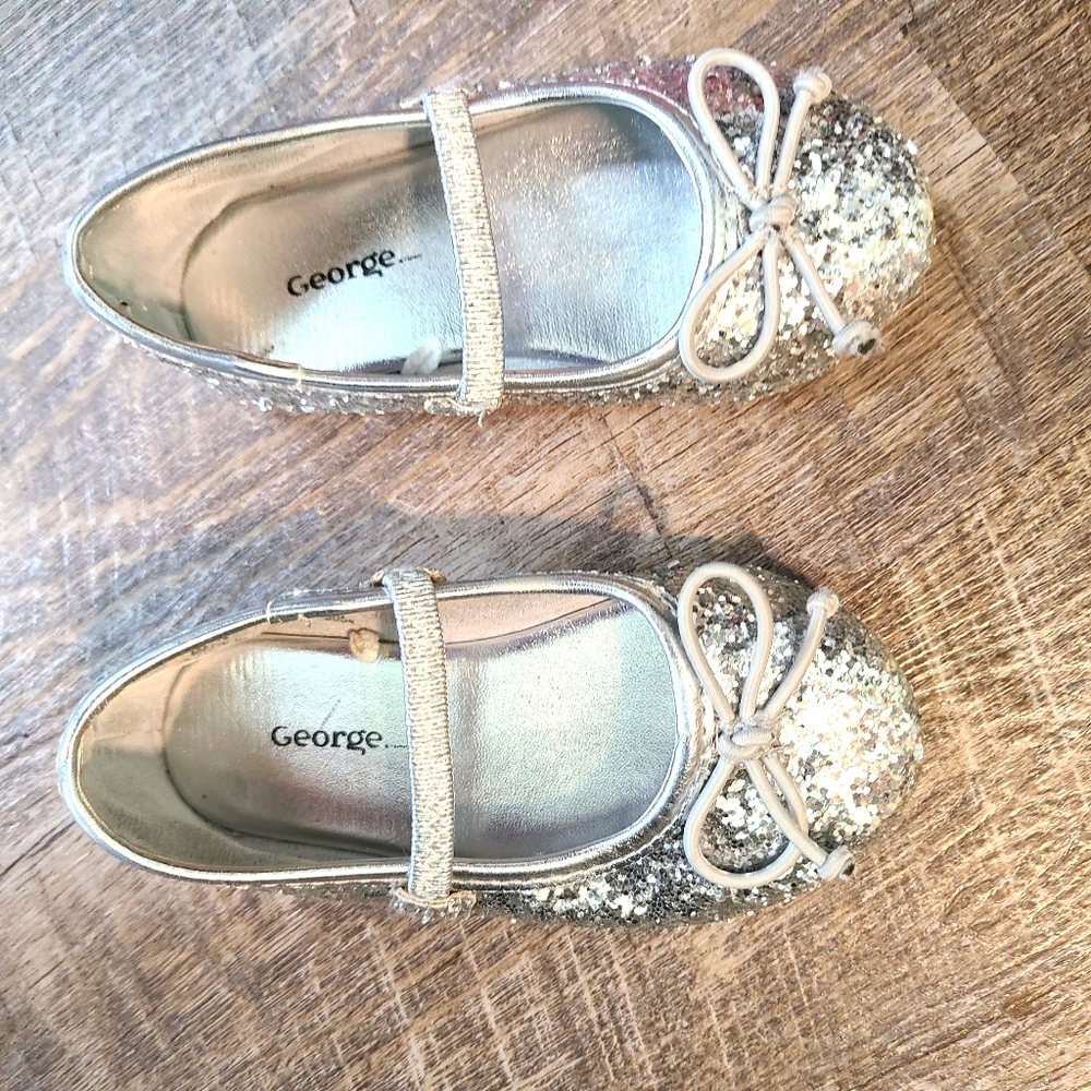 Sparkle shoes